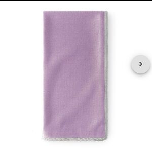 NWT Norwex Window Cloth - Amethyst/Graphite Trim